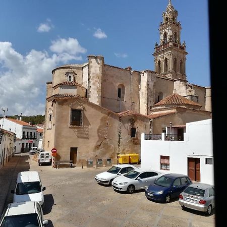 Buhardilla Rustica Mirando A Santa Catalina Daire Jerez De Los Caballeros Dış mekan fotoğraf