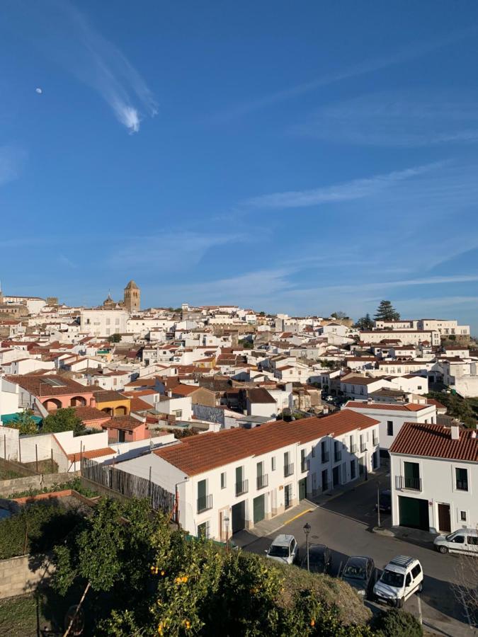 Buhardilla Rustica Mirando A Santa Catalina Daire Jerez De Los Caballeros Dış mekan fotoğraf