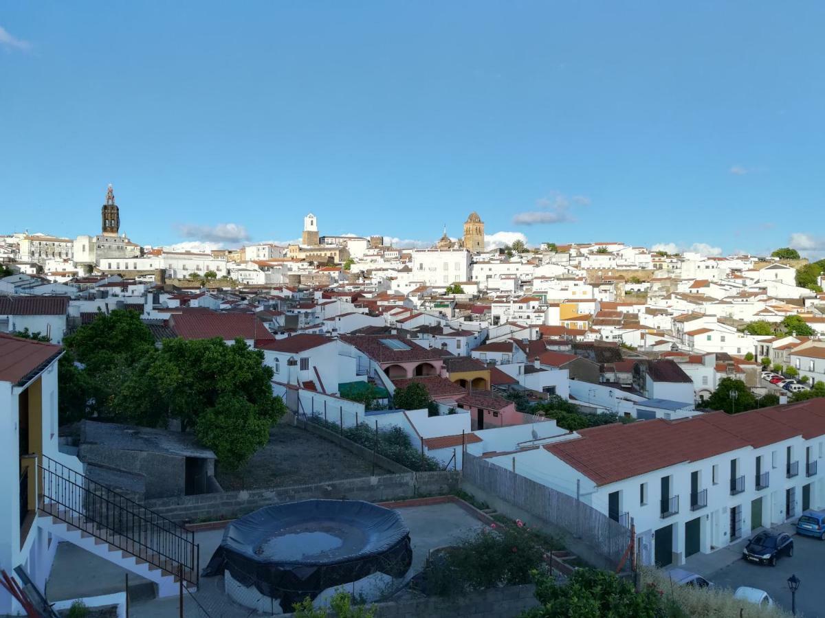 Buhardilla Rustica Mirando A Santa Catalina Daire Jerez De Los Caballeros Dış mekan fotoğraf